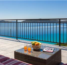 4 Bedroom Villa with Pool near Milna, Brac Island Sleeps 8 